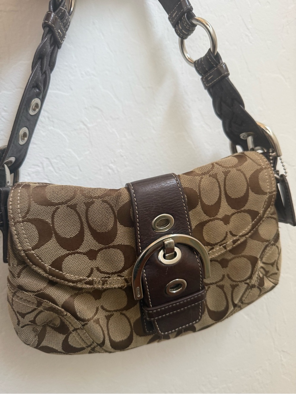 Vintage Coach Tan & Dark Brown Signature Canvas Shoulder Bag - Picture 4 of 6